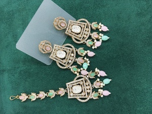 Traditional wear Necklace With Chandelier Earrings Gold-Plated Zinc Alloy Necklace Diamond <b>Beads</b> Glamorous Chokers - Product Image 3