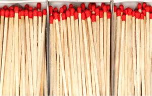 Fósforos de Seguridad para Barbacoa Extra Largos de 170 mm, Resistentes al Agua, Clásicos, 50 Unidades, Caja de Fósforos de Madera Ecológica, Impresión Personalizada, Fabricante de la India - Product Image 2