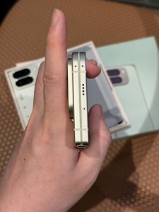 Smartphone pliable PIX 10Pro avec double caméra et boutons latéraux, écran de 6,7 pouces - Product Image 1