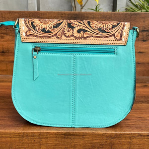 กระเป๋าสะพายพาดลำตัวหนังวัวสำหรับผู้หญิงลายลายตารางประดับเพชรคุณภาพระดับพรีเมี่ยม - Product Image 5