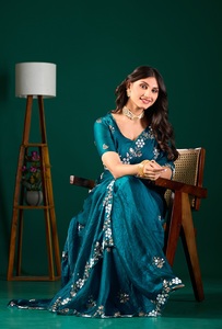 Vexotrend Indian Designer Women's Velvet Satin <b>Saree</b> Beautiful Patola Design Traditional Style Wedding Diwali Party Wear - Product Image 2