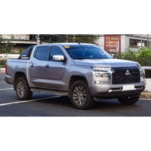 Camioneta Diésel Mit-subish-i L200 con Transmisión Manual - Product Image 6