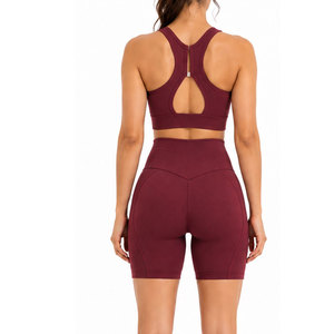 Ensemble de sport côtelé sans couture haut de gamme pour femme – Soutien-gorge de sport côtelé et short en maille douce, ajustement confortable, ensemble fitness moderne deux pièces - Product Image 2