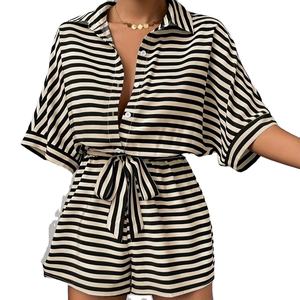 เดรสสั้นลำลองผู้หญิง ดีไซน์เก๋ไก๋ พิมพ์ลายตัวอักษร ทรงปกติ ผ้าฝ้ายออร์แกนิค ระบายอากาศได้ดี ซักได้ ความยาวระดับเข่า เอวธรรมชาติ สีพื้น - Product Image 1