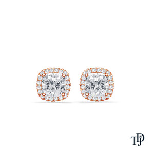 Pendientes de Oro de 18K con Halo de Diamantes Cultivados en Laboratorio con Corte Cojín - Product Image 3