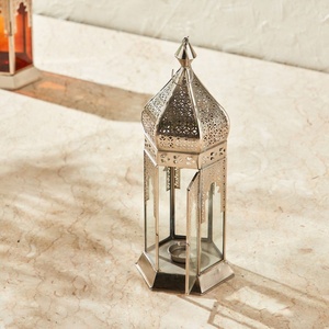 Lanternes marocaines en verre coloré et métal, décorations de maison pour le Ramadan, dernières nouveautés en vente en gros - Product Image 2