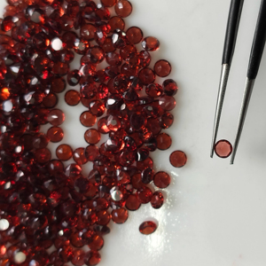 โกเมนสีแดงธรรมชาติ 3.5 มม. ทรงกลมเจียระไนแบบบริลเลียนท์ คุณภาพดีที่สุด พลอยเม็ดเดี่ยวสำหรับทำเครื่องประดับ - Product Image 5