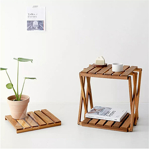 Estante de madera de acacia rectangular de tres niveles, flexible y tratado a presión para Zapatero de jardín con características de cabina - Product Image 1