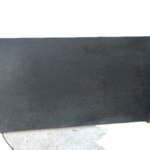 Borde de piscina de piedra caliza de basalto negro de Vietnam y baldosas de pavimento flameadas con borde curvo y cuadrado - Product Image 1