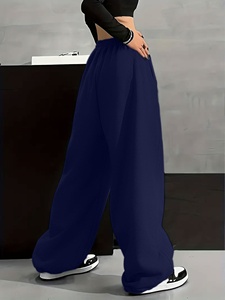 Pantalon de jogging ample en molleton personnalisé pour homme et femme – Coupe oversize pour l'hiver - Product Image 2