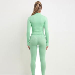 Ensembles de sport pour femmes en marque privée, ensembles de fitness sans couture, tenue de yoga très extensible, personnalisation disponible - Product Image 2