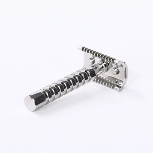 Maquinilla de Afeitar Profesional de Seguridad con Cuchilla de Acero Inoxidable Reutilizable para Hombres, Depilación con Diseño Único y Personalizado - Product Image 3