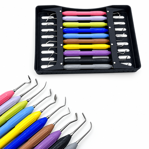 Juego de 10 Instrumentos Dentales para Rellenos de Composite con Mangos Ergonómicos Coloridos y Puntas Metálicas para una Aplicación Precisa de Resina - Product Image 3