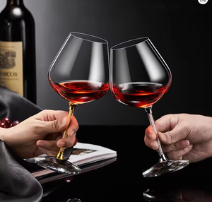 ชุดกล่องของขวัญแก้วไวน์แดงดีไซน์วินเทจสุดหรู พร้อมแก้วคริสตัลทรงสูงและแก้วไวน์ทรงสูงแบบมีฐานสุดหรู - Product Image 6