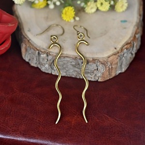 Colección Clásica de Metal Craft: Pendientes de Latón Atemporales, Estilo Sólido, Precio de Fábrica al por Mayor - Product Image 3