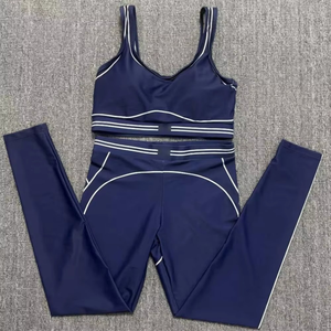 Ensemble de yoga réversible deux pièces pour femme, écologique, respirant, pour fitness et Pilates, sans coutures, doux pour la peau, élastique - Product Image 4