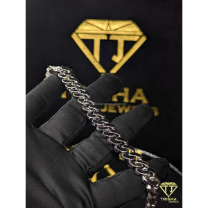 Bracelet cubain en argent sterling 925 avec diamants moissanite VVS, style luxe hip-hop, bijoux brillants pour hommes par Trisha Jewels - Product Image 6
