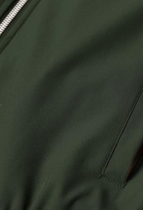 Veste bomber décontractée en nylon imperméable de haute qualité pour homme, idéale pour l'automne et l'hiver, avec logo personnalisé, pour activités de plein air, style coach matelassé. - Product Image 4