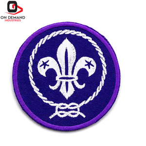 Badges de mérite haut de gamme, écussons brodés avec logo personnalisé, épingle de sûreté pour les programmes de scoutisme, les activités de plein air, les événements jeunesse, les uniformes - Product Image 1