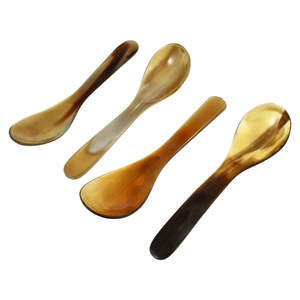 Cuchara de Servir Mini Hecha a Mano con Cuerno Natural Real de la Mejor Calidad, Diseño Único, Decorativa, Capacidad de 10 ml, Ecológica, para Fiestas y Cocina en India - Product Image 6