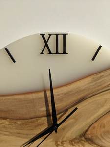 Horloge murale moderne en bois de noyer et résine époxy, cadran blanc silencieux à aiguilles, mouvement à quartz, décoration murale pour salon ou mariage - Product Image 4
