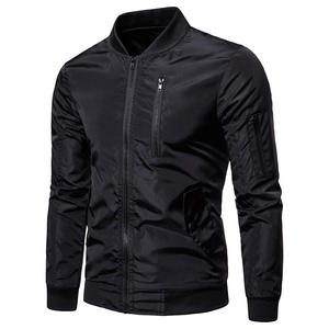 Chaqueta Bomber Estilo Athleisure, Ligera, Tejido de Alto Rendimiento, Calidad Superior, Ajuste Cómodo, Prenda Exterior Moderna para Uso Diario - Product Image 3