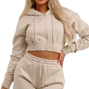 Ensemble de survêtement décontracté deux pièces pour femme, en coton épais, avec crop top imprimé et short, idéal pour le sport et l'entraînement, collection 2026 - Product Image 1