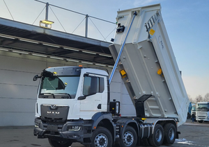 สินค้าคุณภาพเยี่ยม รถบรรทุกมือสอง สภาพดีเยี่ยม MAN T G S 41.440 8X4 KH KIPPER พร้อมใช้งาน - Product Image 4