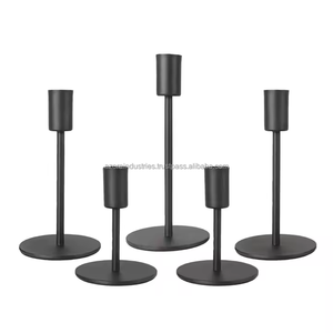 Vente en Gros de Décoration de Table Bougeoir Cône sur Pied Chandelier en Métal Noir Candélabre Vintage - Product Image 2