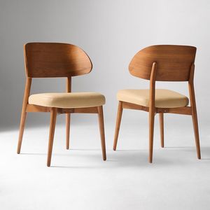 Chaise de salle à manger en cuir avec structure en bois durable et assise en cuir de qualité supérieure, idéale pour un intérieur de salle à manger moderne - Product Image 1