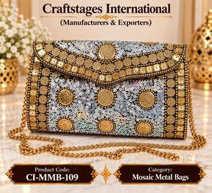 Bolso de Mano Tipo Clutch de Lujo con Incrustaciones de Espejo y Piedras, Diseño Mosaico, Correa de Cadena Dorada, Forro de Terciopelo, Hecho a Mano - Product Image 4