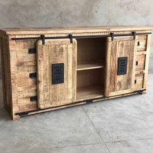 Buffet vintage en bois indien recyclé, meuble TV avec deux portes et six tiroirs, finition métallique rustique, armoire de rangement - Product Image 2