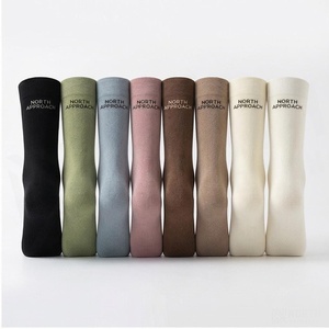 Chaussettes ras du cou de couleur unie 100 % coton respirantes pour usage quotidien décontracté pour adultes – Collection Printemps - Product Image 2