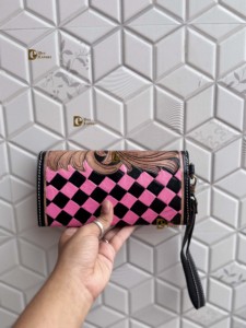 กระเป๋าคลัทช์หนังแท้ทำมือสุดหรู ดีไซน์เก๋ลายตาราง ใช้ได้หลากหลาย พร้อมช่องใส่โทรศัพท์ สำหรับผู้หญิง - Product Image 3