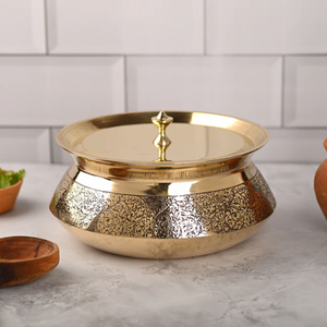 Handcrafted hammered brass handi with a textured knob lid cover and kalhai inner lining, available at wholesale prices. - Product Image 2