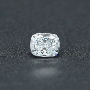 Diamant de laboratoire CVD certifié IGI, taille carrée coussin 2 carats, pureté VS1, qualité excellente, pour bijoux fins et bagues de fiançailles - Fournisseur en gros - Product Image 1