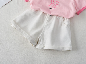 Shorts Bermuda de Algodón para Niñas, Color Blanco Sólido, Cintura Elástica, Estilo Casual, Logotipo Impreso, Corte Medio - Product Image 4