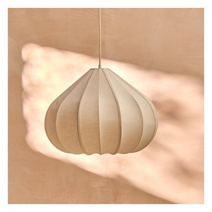 Lampe suspendue en tissu satiné de soie, lustre vintage en forme de dôme festonné avec longue frange à pampilles, luminaire suspendu rétro pour salon - Product Image 3