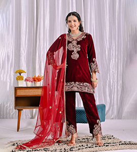 Salwar Kameez en velours élégant de créateur, style fantaisie, robe de graduation pour femmes d'été, évacuation de l'humidité, séchage rapide, fournisseur indien - Product Image 1