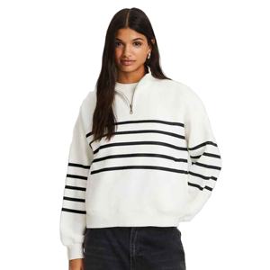 Jersey de mujer con estampado de logotipo personalizado, Top corto de lana con capucha, 70% de algodón, 30% de poliéster, cuello levantado, temporada de invierno frontal - Product Image 2