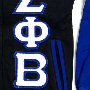 Chaqueta universitaria de lana negra Zeta Phi Beta con bordado de chenilla para mujer, ropa griega, estilo bomber con mangas acanaladas personalizadas de primera calidad - Product Image 4