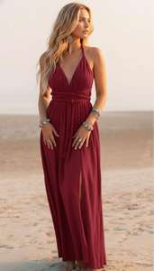 Vestido Maxi Halter Color Carmesí Intenso, Estilo Bohemio, Elegante y Etéreo para la Playa, Ideal para el Atardecer - Product Image 3