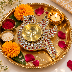 Diya de latón con diseño de pájaro y efecto espejo – Elegante y tradicional Diya decorativa para Diwali, Pooja y decoración del hogar - Product Image 6