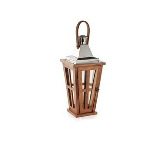 Farol de Madera Hecho a Mano con Portavelas, Paneles de Vidrio y Asa de Cuerda para Decoración Interior Estilo Rústico - Product Image 3