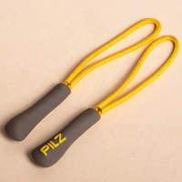Patchs en caoutchouc souple 3D en silicone PVC avec logo en relief en forme de fleur et de cœur, couleurs personnalisées et support thermocollant/à coudre