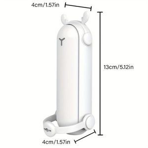 Mini ventilador portátil 3 en 1, portátil, USB, carga multifuncional, diseño plegable, linterna, colores aleatorios para el verano - Product Image 5