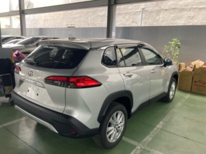 แผ่นบังแดดหน้าต่างรถยนต์ HIC วัสดุ PMMA  สำหรับ Toyota Corolla Cross 5 ประตู ปี 2020 ขึ้นไป  ใช้ได้กับรถได้พอดี 100% - Product Image 3