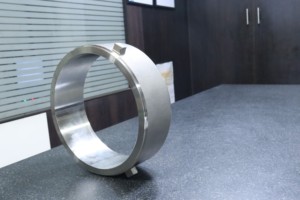 แหวนอะแดปเตอร์ยึดแท่นหมุนแบบพรีเมียม ผลิตด้วยเครื่อง CNC จากเหล็กอัลลอยด์แท่งตัน ชิ้นส่วนโลหะที่ออกแบบอย่างแม่นยำ - Product Image 5