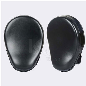 High Quality Leather Punch Training <b>Focus</b> <b>Pads</b> with Reinforced Stitching and Long-Lasting Shock Absorption - Product Image 6