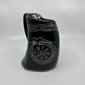 Taza Personalizada de Cuerno de Búfalo con Grabado Auténtico Pulido, Disponible en Tamaños Grandes - Product Image 1